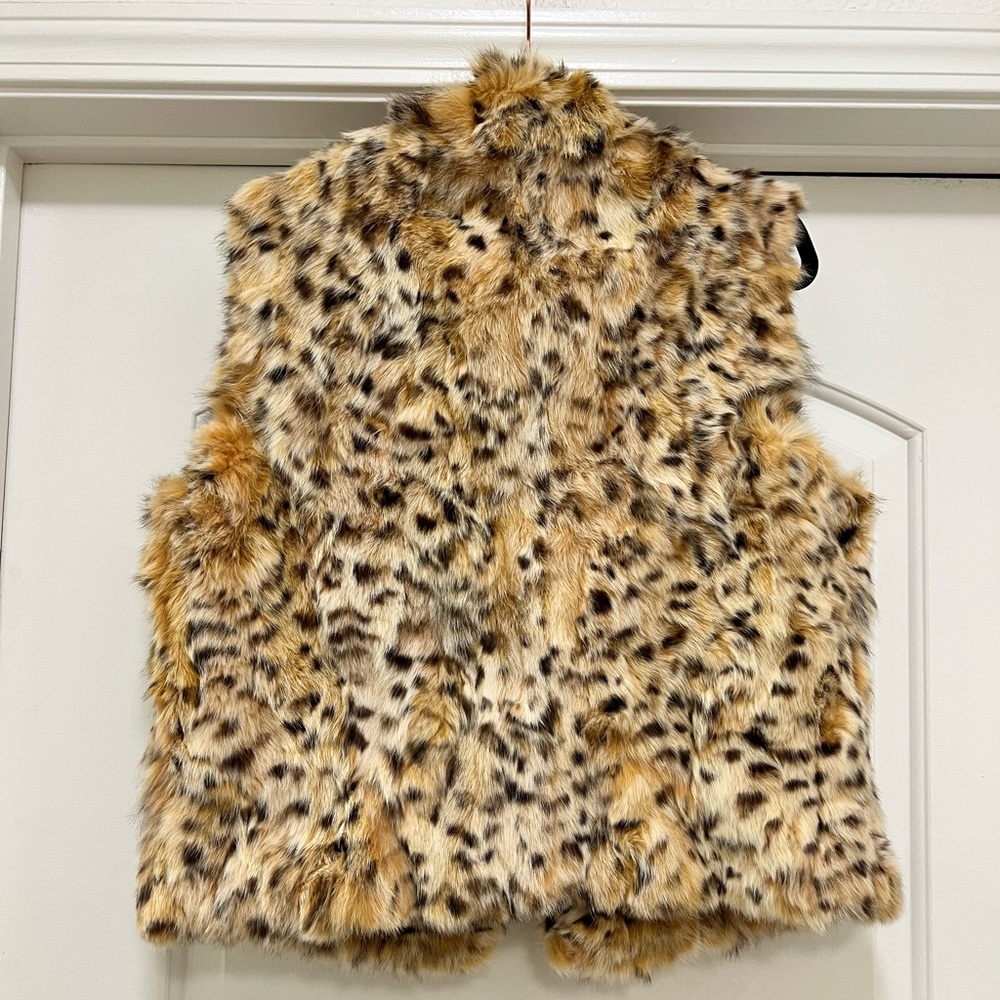 NWT Revue 100% Rabbit Fur Vest - Picture 3 of 8